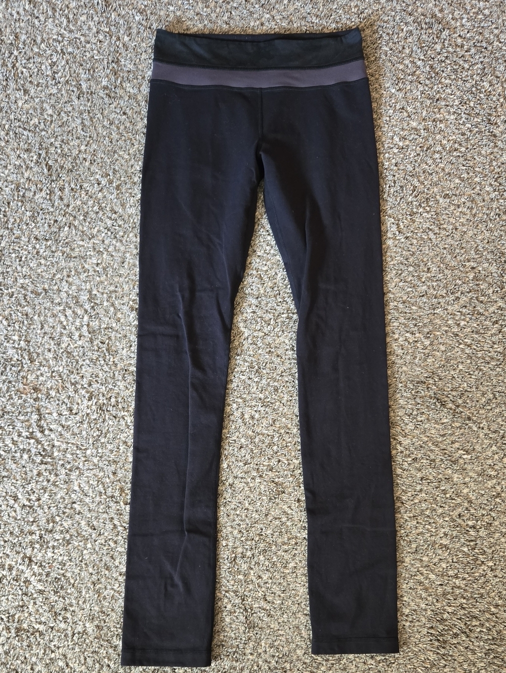 Lululemon Black Yoga Pant Leggings with Gray Camo Waistband 6 Long